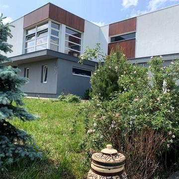 Продам коттедж в стиле High-Tech, посёлок Жуковского,Большая Даниловка