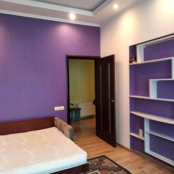 Оренда 2-х кімнатної квартири в центрі