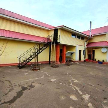 Продаж будівлі Житло+Бізнес все працює.