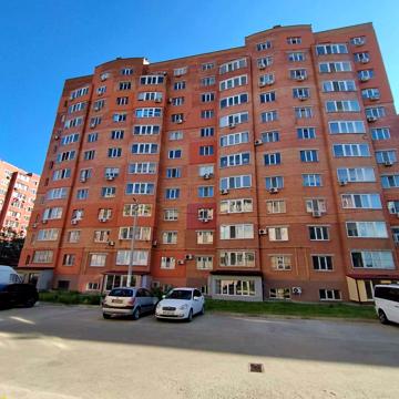 Парусна вул. (Героїв Сталінграду), 1о