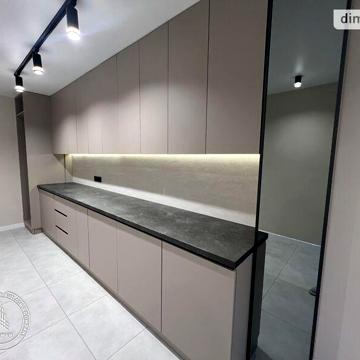 Продаж 1к Квартира Костянтина Василенка вулиця