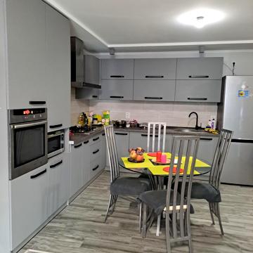Злуки просп., 5А