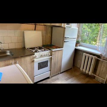 Довгострокова оренда 1к Квартира Січеславська Набережна вулиця