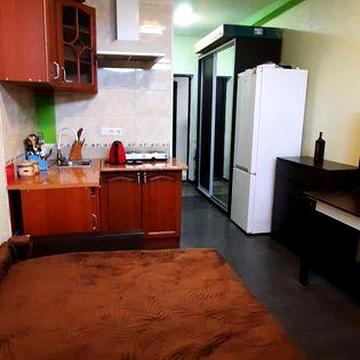 Продам 1 комнатную квартиру на Боровского