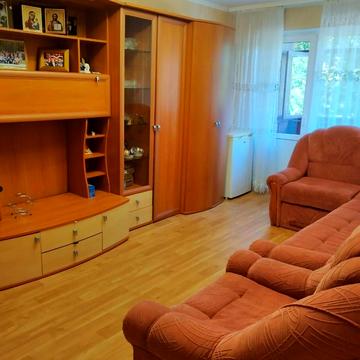 Вітрука вул., 35