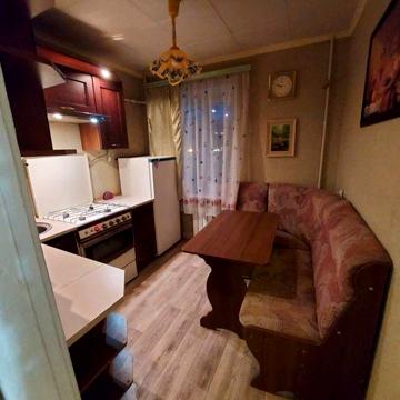 Сдам 1комн квартиру м. Дворец Спорта