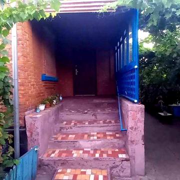 Терміново продам будинок у м.Кривий Ріг. Інгулецький р-н.Югок.