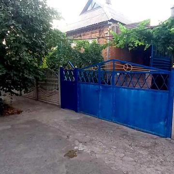 Терміново продам будинок у м.Кривий Ріг. Інгулецький р-н.Югок.