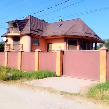 Продається коттедж,Нові Петрівці.Польовий.Новий,ніхто не жив.Моноліт.