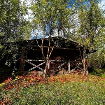 Продається сауна з жилим будинком в смт. Дубове