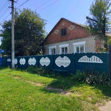 Продам будинок,гарне місцерозташування