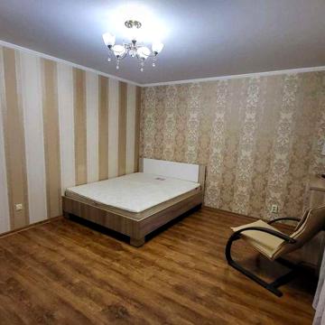 Здам 1 кімнатну квартиру по вул Ярослава Мудрого 28
