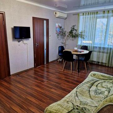 Продам 3 кімнатну квартиру ЖК центр