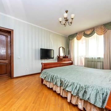 Ахматової Анни вул., 3 Позняки 3к 101 кв.м