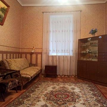 Продається 3 кімнатна квартира район Центр 5827