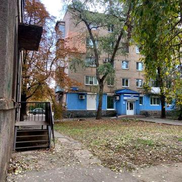 Здається 2 кімнатна квартира вулиця Українська .