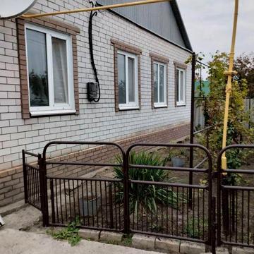 Продам будинок, добротний