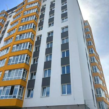 Степана Бандери вул., 32/1