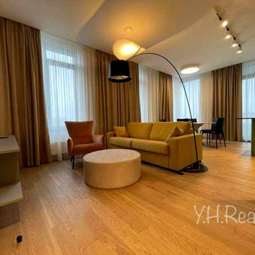 Тетріс Холл, Федорова 2а, перша здача, 3-кім, 100м2. Tetris Hall