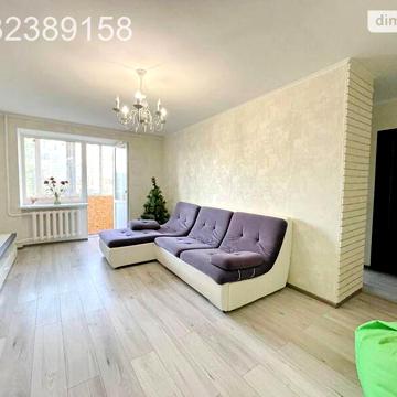 Продаж 3к Квартира вул. Олега Ольжича