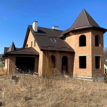 ПРОДАЖ! Будинок 280 м. кв. Ділянка 30 с.!Біля лісу! Наварія!