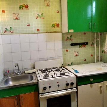 Продам 2 к. кв .в Чугуеве( Башкировка) 9900