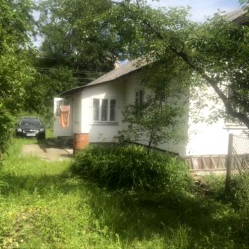 Продам будинок в смт Кути центр від власника