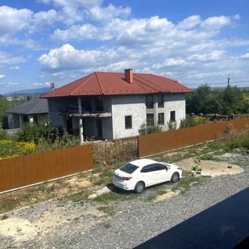 Продаєть Будинок минай , недобудова, ужгород