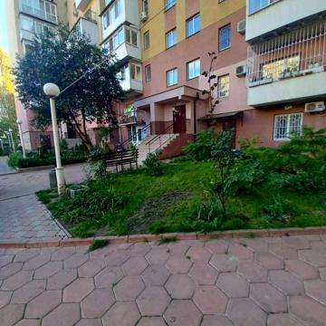 Євгена Чикаленка вул., 59