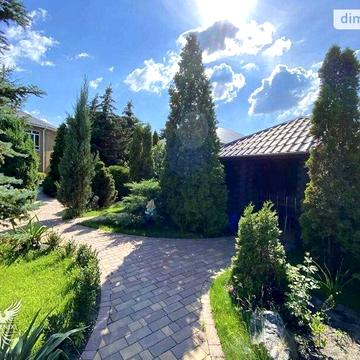 Довгострокова оренда 3к Дім Очеретяна вулиця
