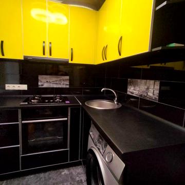 Продаж 2-х кімнатної квартири на Космосі
