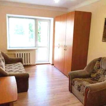 Продаж 1 кім  квартири  бул Лесі Украинки 16 м "Печерська" , БЦ"Парус"