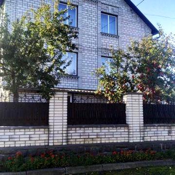 Продаю  будинок.