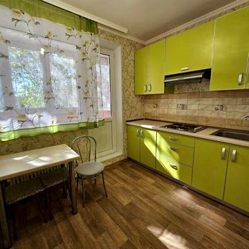 Довгострокова оренда 1к Квартира Гарібальді вулиця