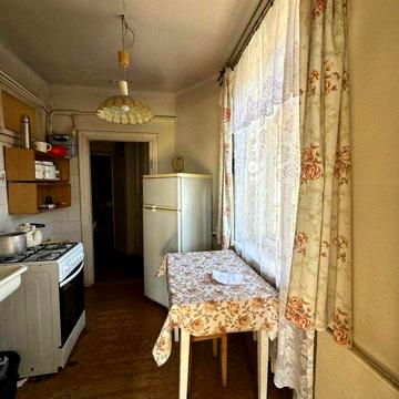 Продаж 2 кім. квартири по вул..Шептицьких