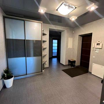 Продаж 4к Квартира Келецька вулиця