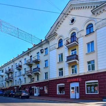 Продаж 2 кімнатну квартиру  в центрі міста , Площа