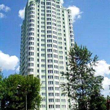 Квартира 4-х кімнатна, 142 м.кв, з паркінгом вул. Депутатська