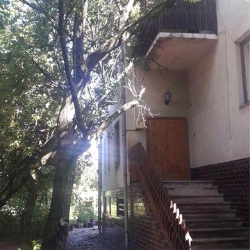 Продаю власний таунхаус з земельною ділянкою 10 соток