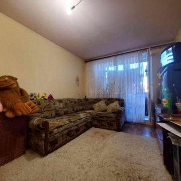 Продается 2 ком 4/9 метро Студенческая