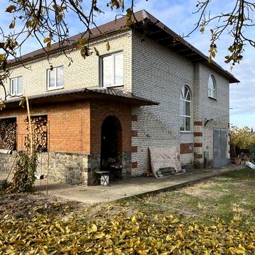 Продам дом и два га земли