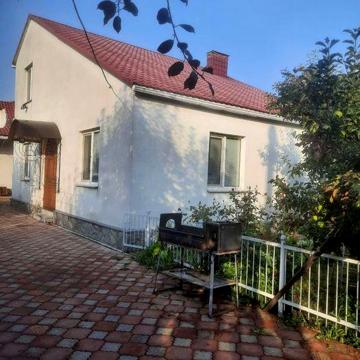Продам будинок біля 3 мік-на. Продам дом возле 3 мик-на.