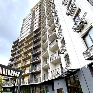 Продаж 4к Квартира Полуничний провулок ЖК Милос