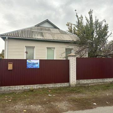 Пропонуємо до продажу капітальний  будинок в м. Кам"янка