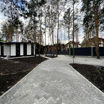 Унікальний будинок у лісі біля ЖК Desna Residence