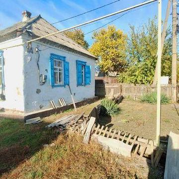 Проється будинок