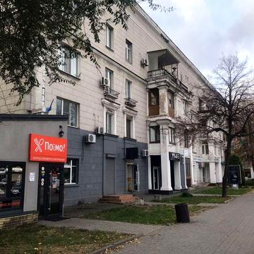 Продам трехкомнатную квартиру