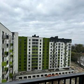Приозерна вул., 21