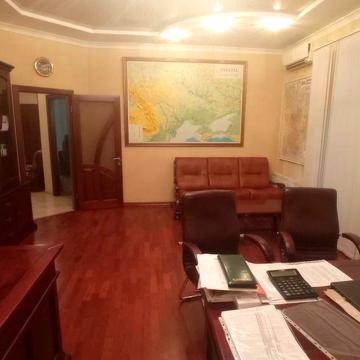 ТЕРАСА 51 м. Метро Лукянівська, вул. ЧОРНОВОЛА, 25,  180 м