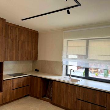 Продаж котеджа з ремонтом